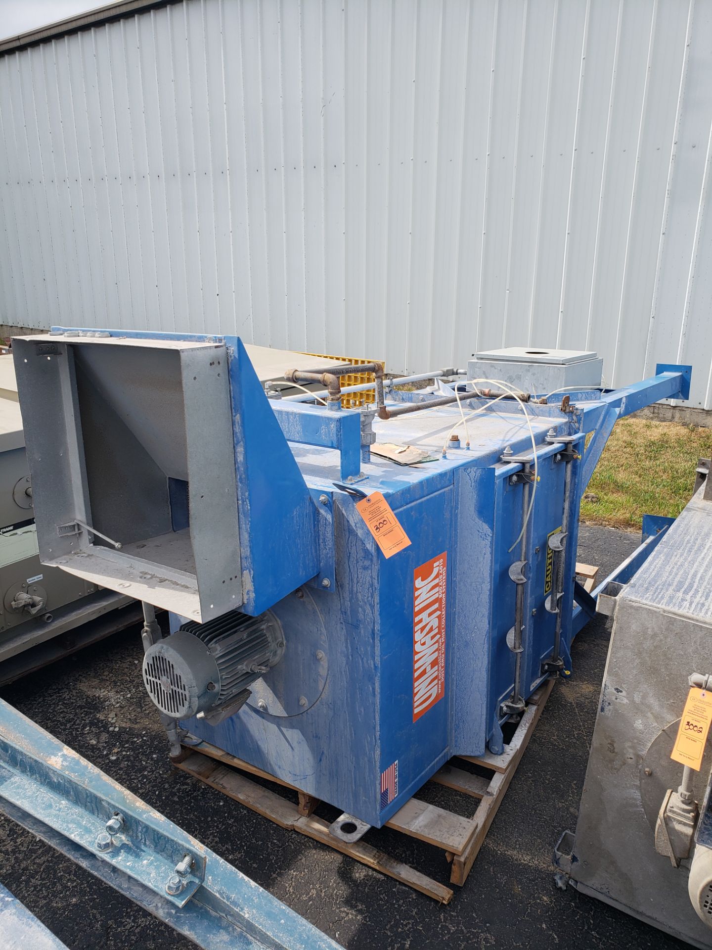 2005 UNI-WASH INC. DUST COLLECTOR MODEL-2PVA S#35025 COMP. AIR PSI 80-90 480 VOLT (LOCATED AT 432