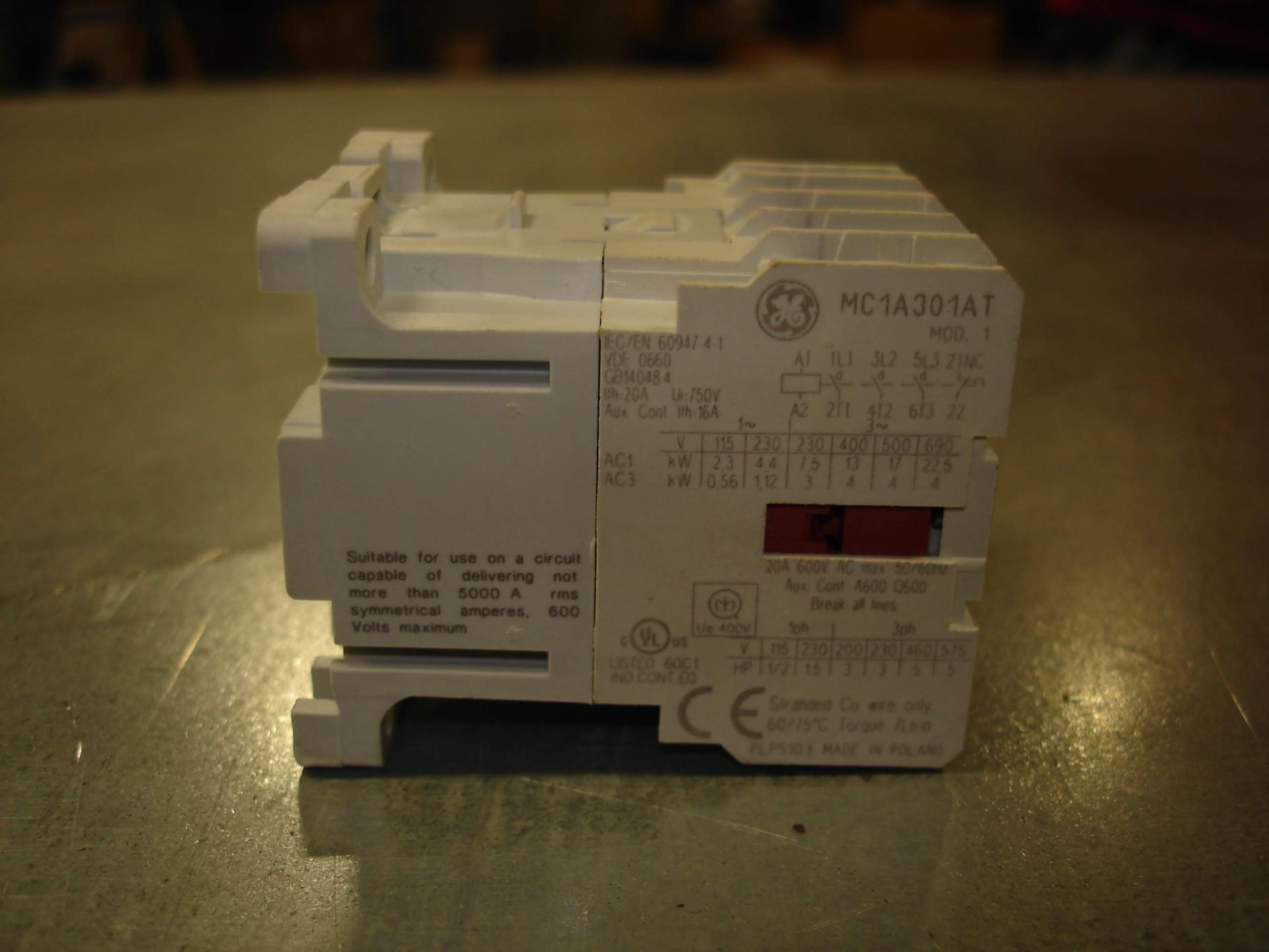 (1) MC1A301AT GE CONTACTOR RELAY NEW. Pickup your lot(s) for free! Shipping is available for all - Image 4 of 5