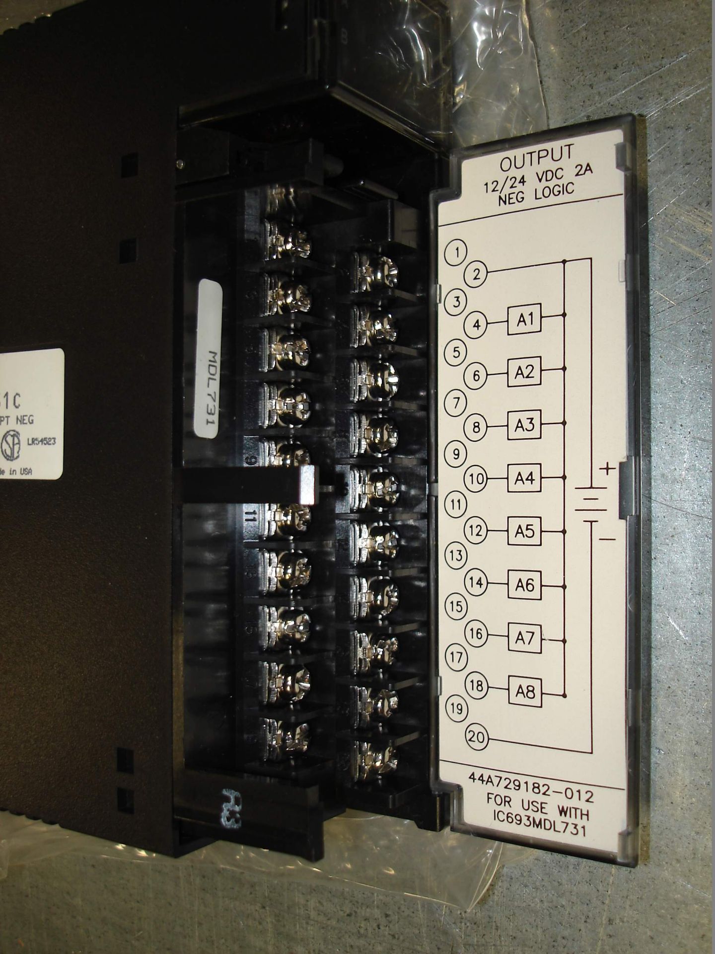 (1) IC693MDL731C GE FANUC OUTPUT MODULE NEW. Pickup your lot(s) for free! Shipping is available - Image 6 of 6