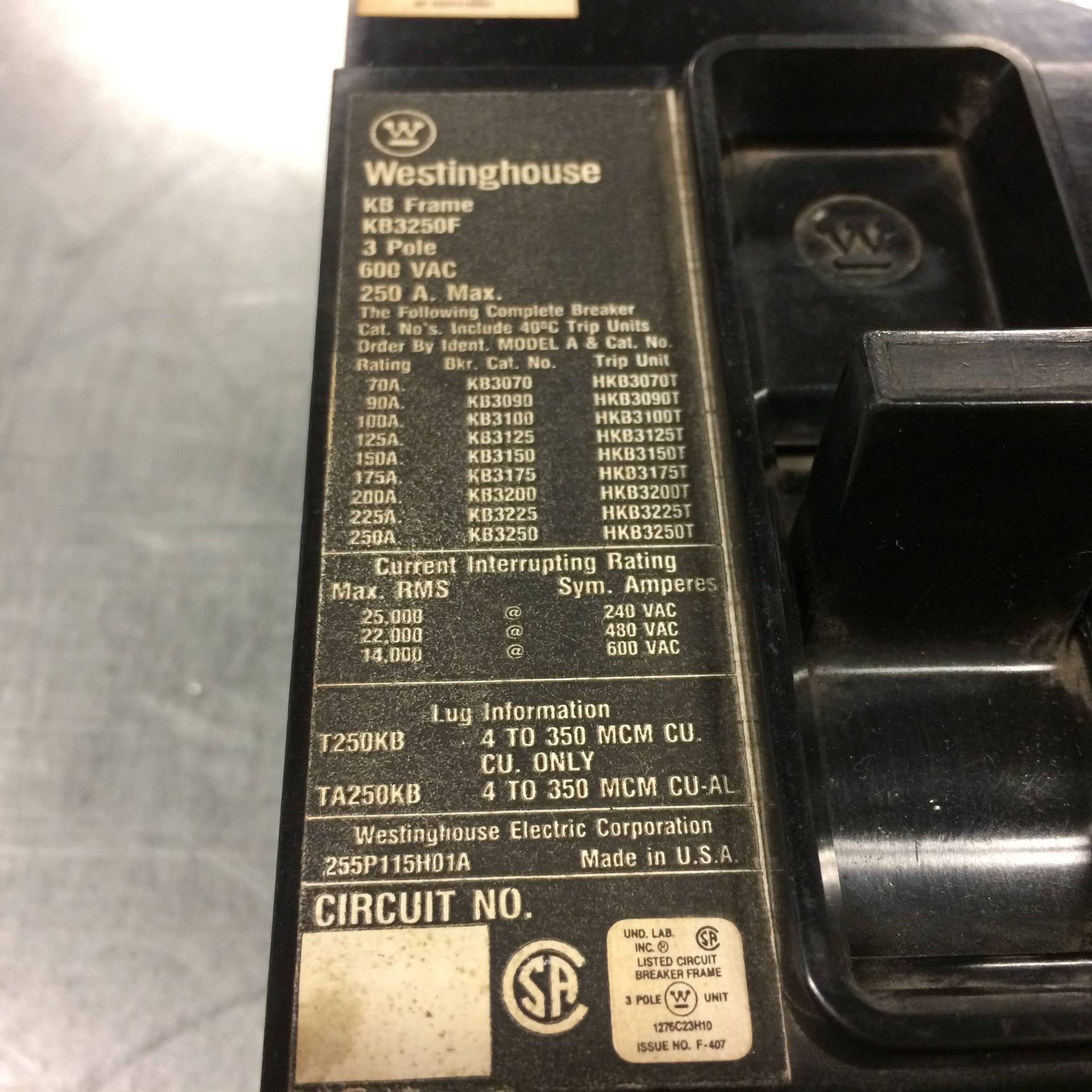 (1) KB3250F WESTINGHOUSE BREAKER USED. Pickup your lot(s) for free! Shipping is available for all - Image 6 of 7