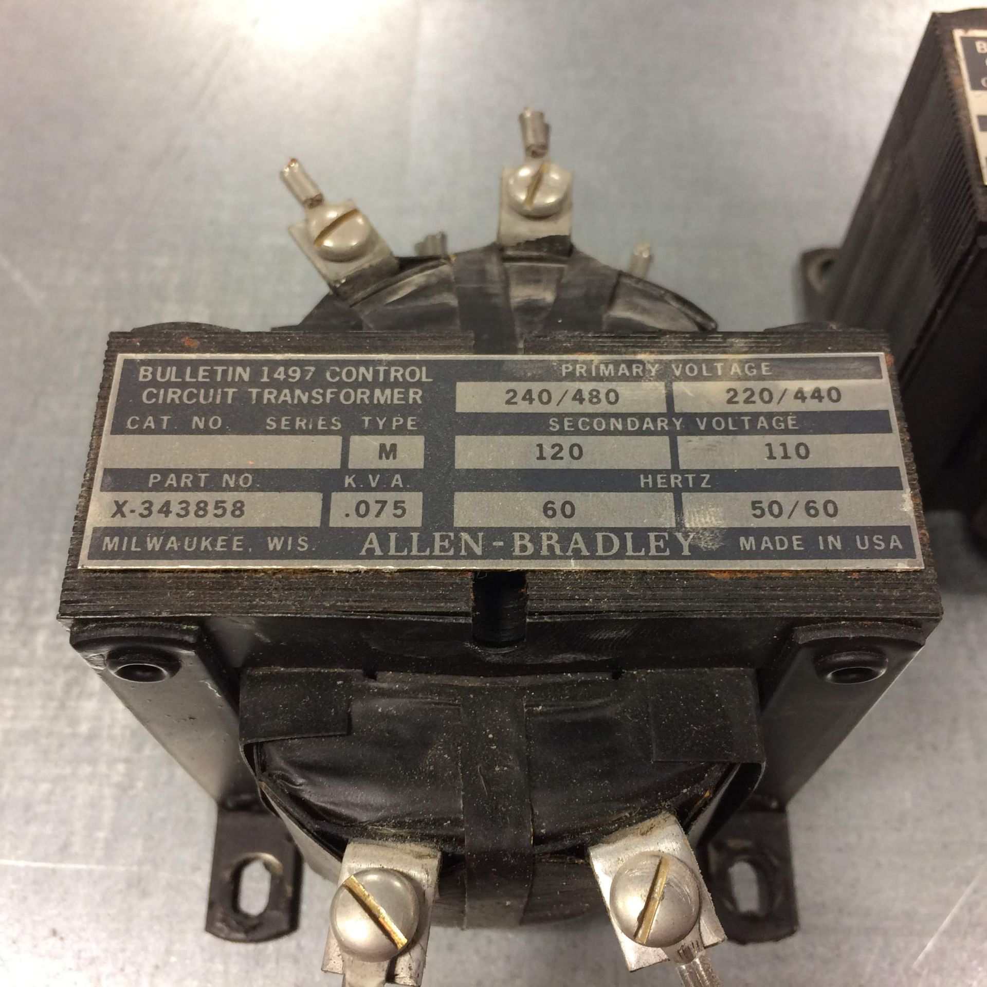 (2) X-343858 ALLEN BRADLEY TRANSFORMERS USED. Pickup your lot(s) for free! Shipping is available for - Image 5 of 5