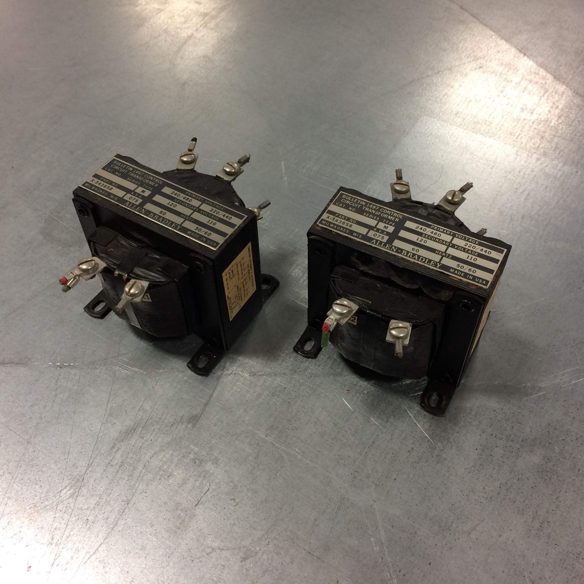 (2) X-343858 ALLEN BRADLEY TRANSFORMERS USED. Pickup your lot(s) for free! Shipping is available for