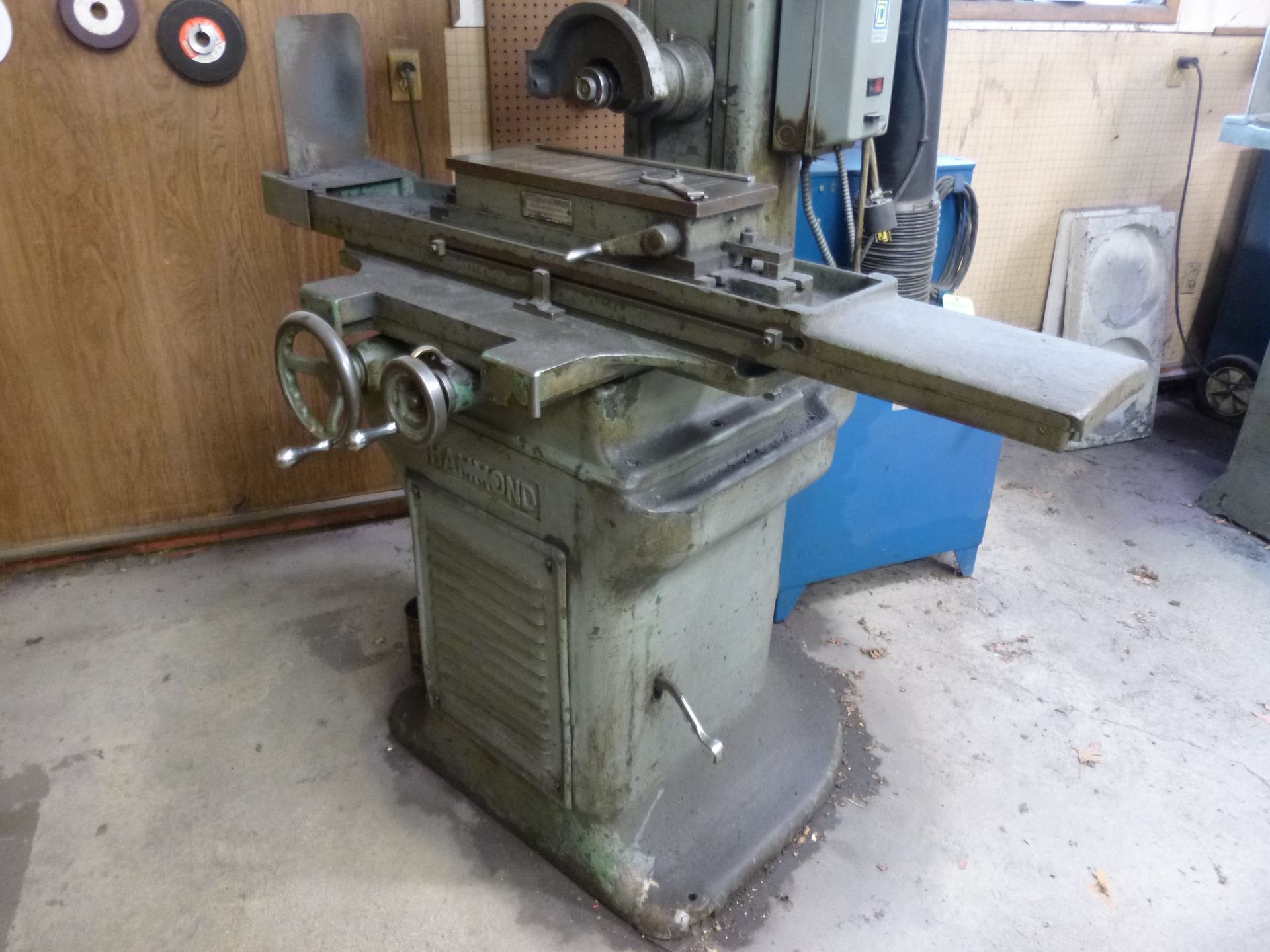 Hammond surface grinder, includes Brown and Sharpe Model 818, permanent magentic chuck (located at - Image 2 of 6