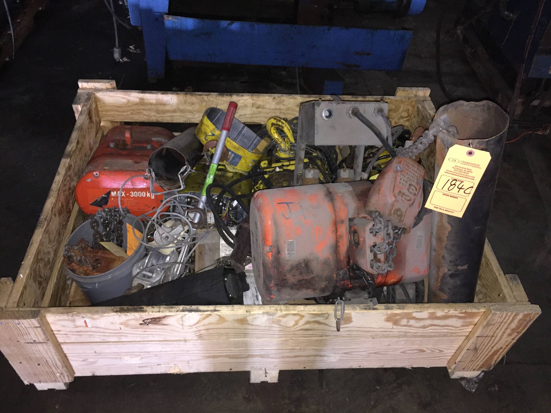 PALLET OF MISC HOIST INCLUDING CM LOADMASTER 3 TON; BUDGIT 1/2 TON & MORE