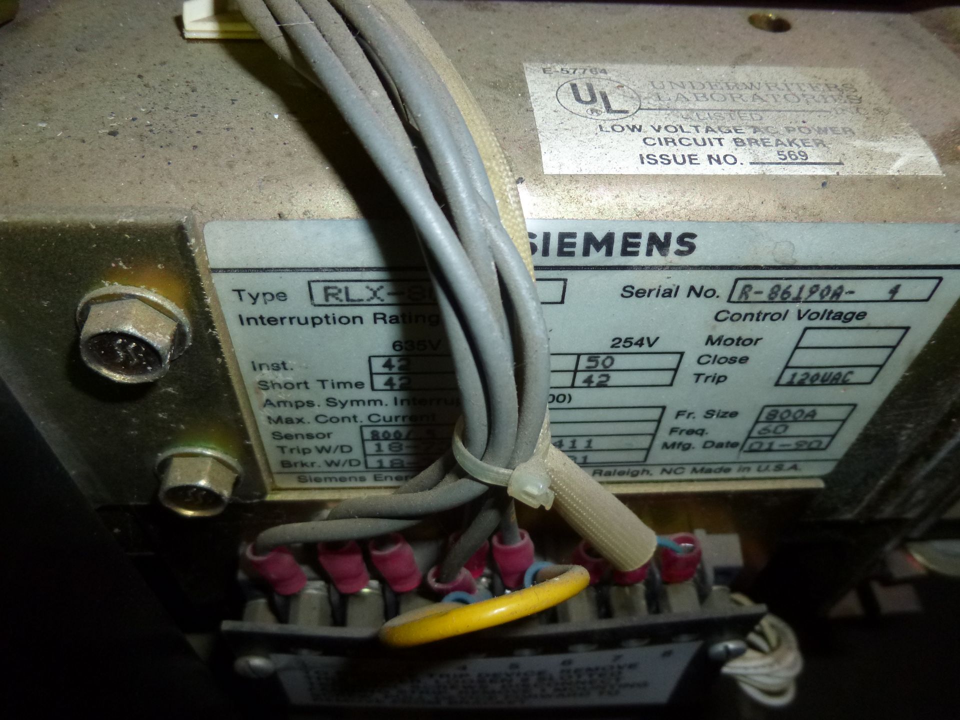 Siemens RLX-800 circuit breaker, 635v max, 800amp frame size with static trip III monitor - Image 3 of 6