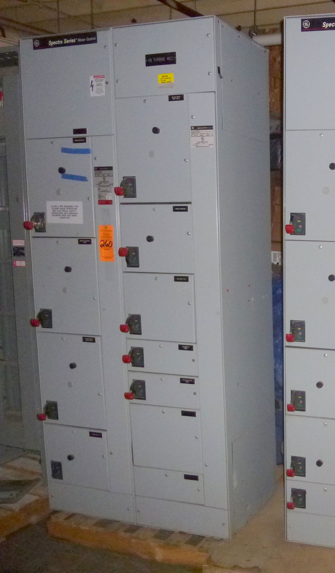 GE Spectra Series Motor control center MCC, catalog number 0691X0868A02, 600amp supply, 600amp