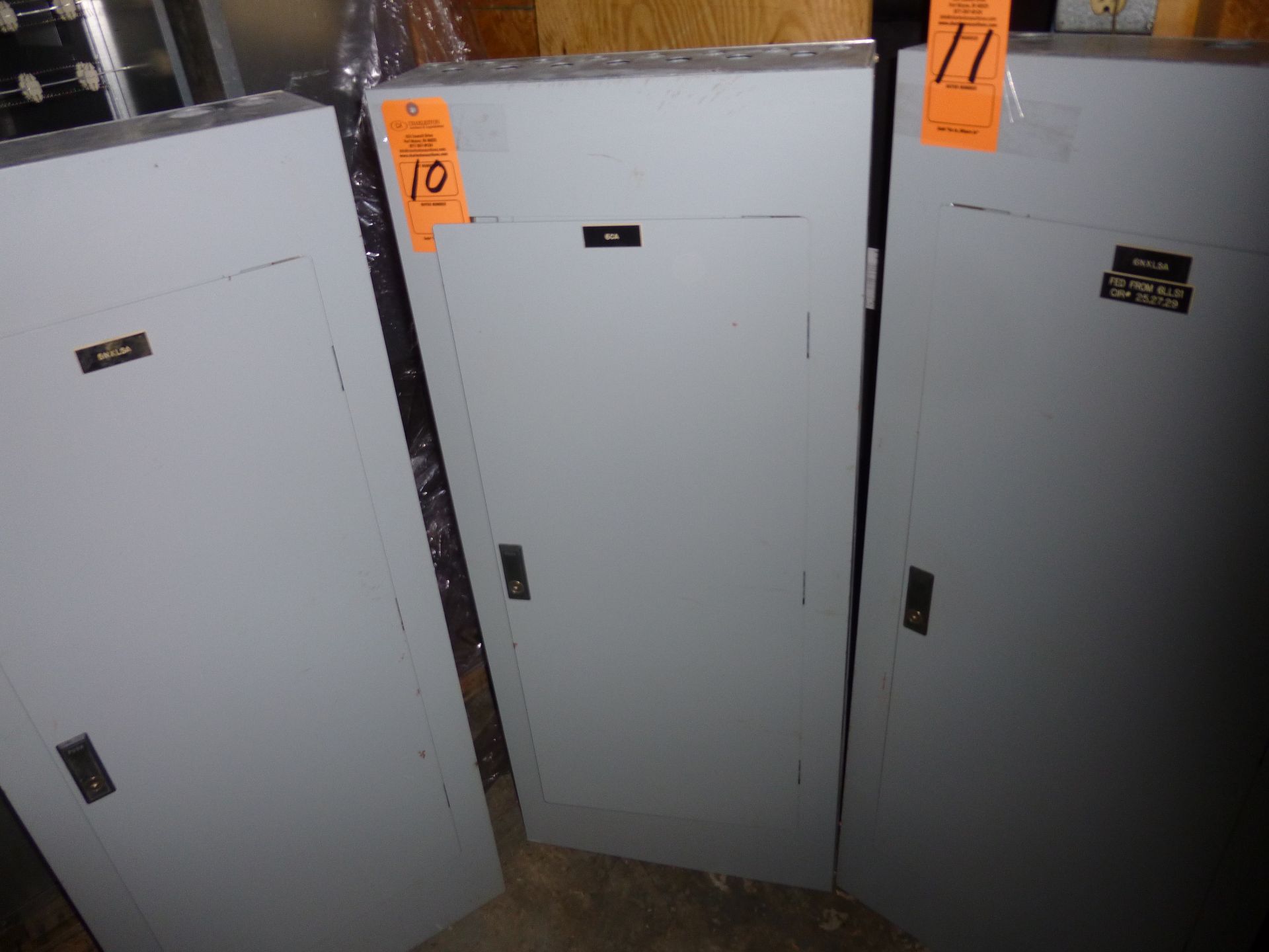 Cutler Hammer model PRL1A, 100amp box, 208v/120, 3phase, 4 wire, includes all breakers as pictured