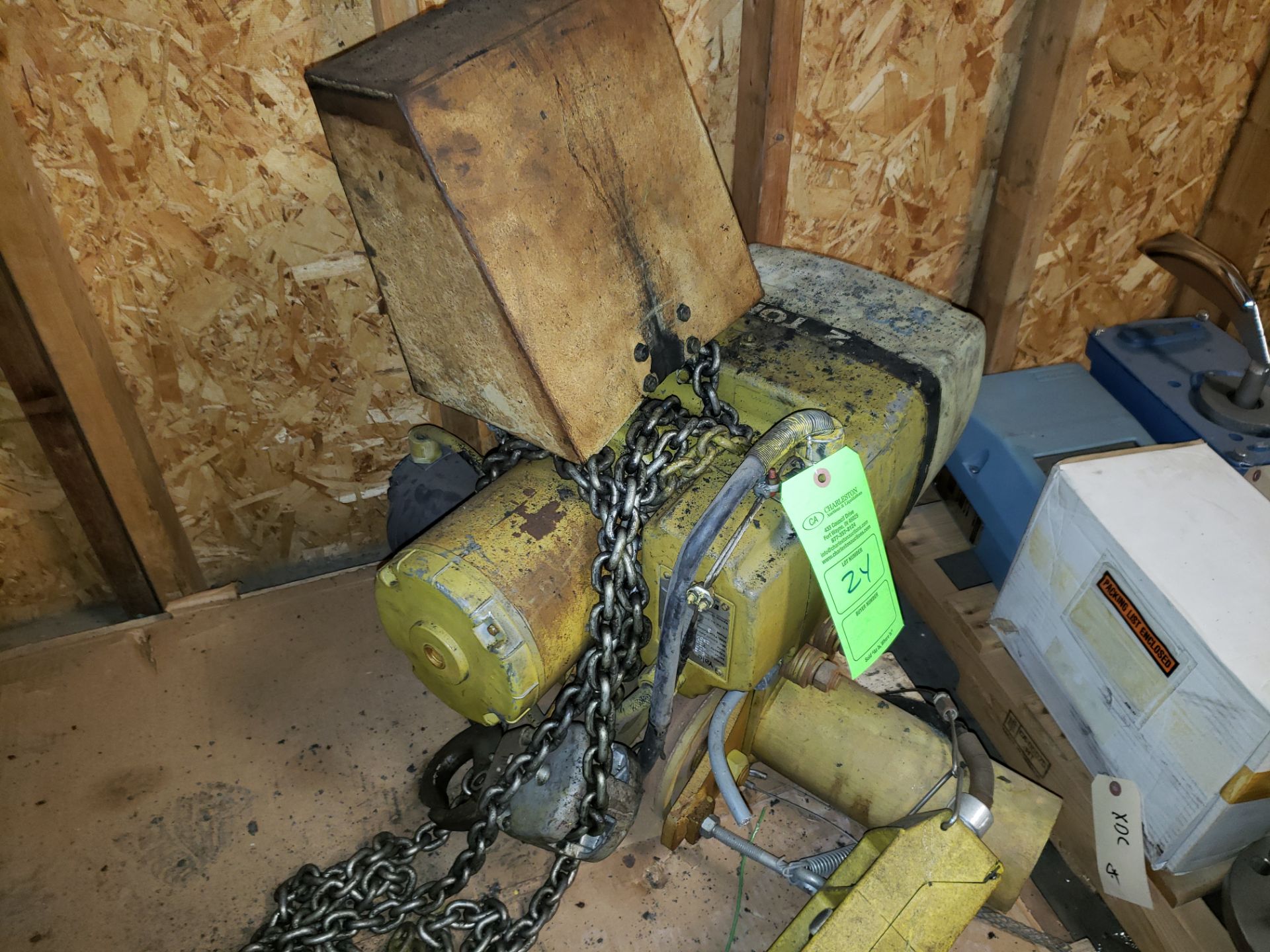 YALE 2 TON ELECTRIC CHAIN HOIST