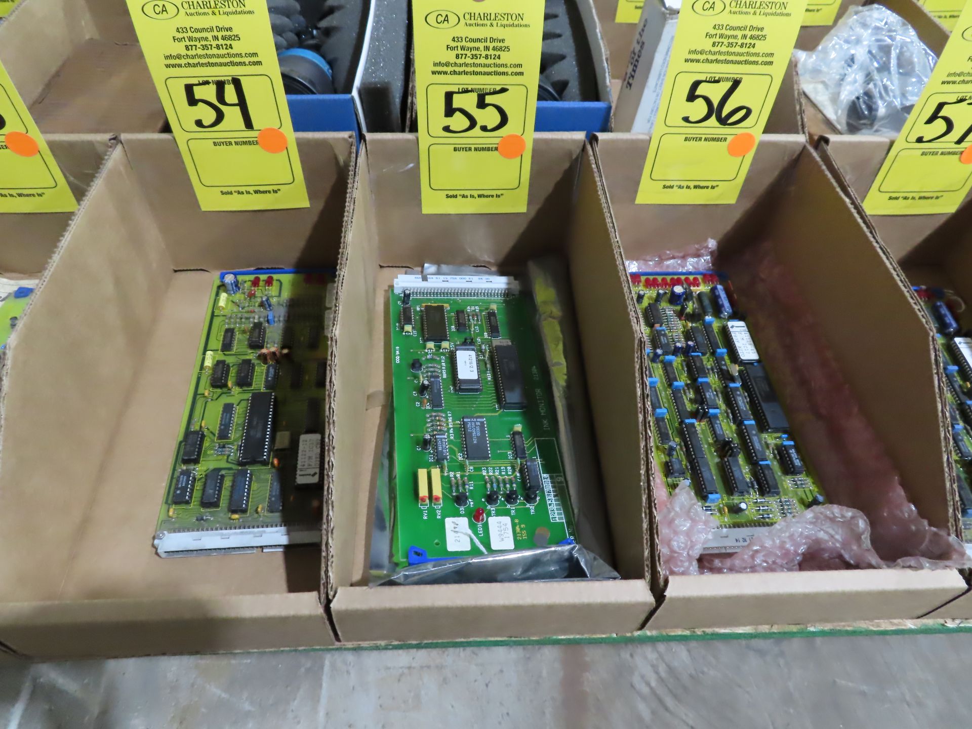 Domino model 21441 board, appears new, as always with Brolyn LLC auctions, all lots can be picked up