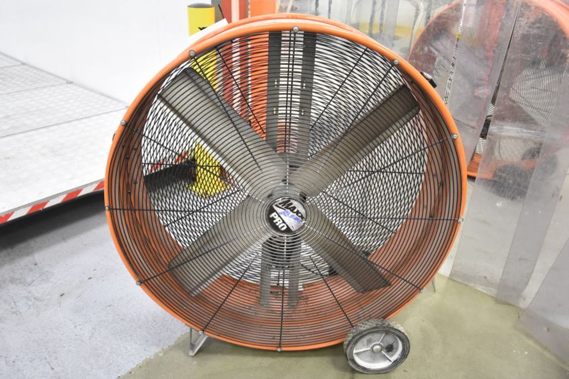 Max Air Pro | INDUSTRIAL PORTABLE FLOOR FAN. 43" | MODEL# | SERIAL# | * Skidding and load out at