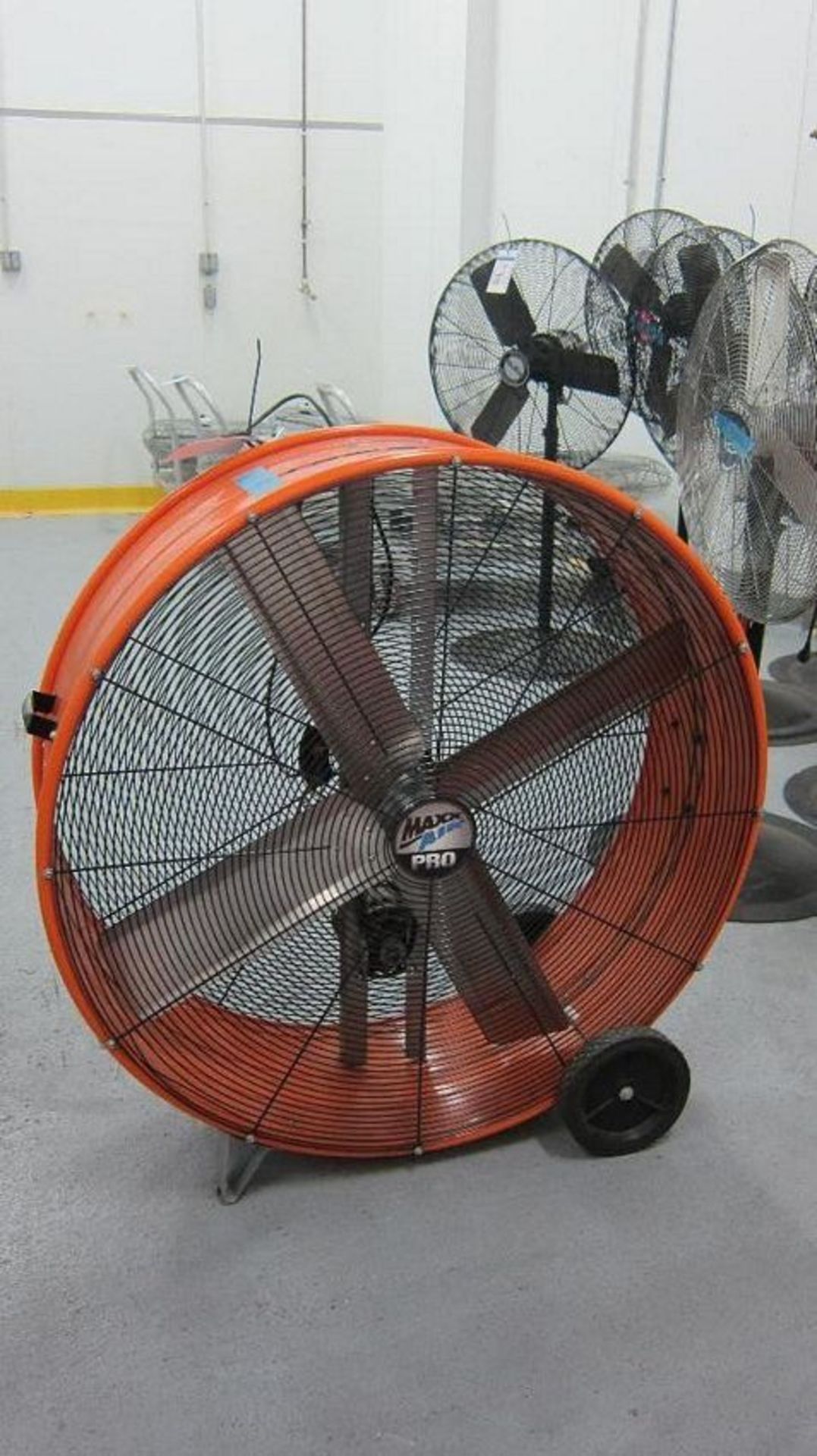 Max Air Pro | INDUSTRIAL PORTABLE FLOOR FAN. 43" | MODEL# | SERIAL# | * Skidding and load out at - Image 2 of 2