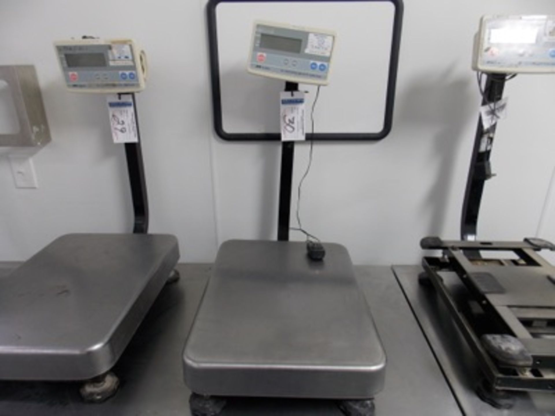 150 Lb Capacity Scale | Digital Platform Scale, 150lb. Cap Scale I.D. M401; Missing Platform Cover | - Image 2 of 2