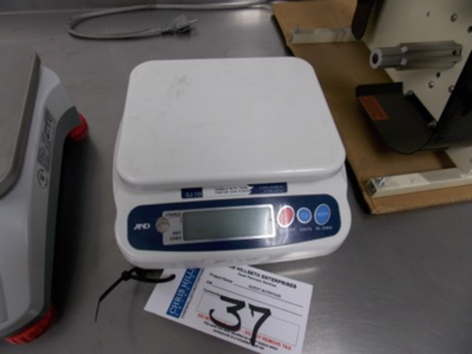 2.2 Lb Capacity scale | Digital Scale, 2.2lb. Cap. Scale I.D. Q001 | MODEL# SJ-100 | SERIAL#