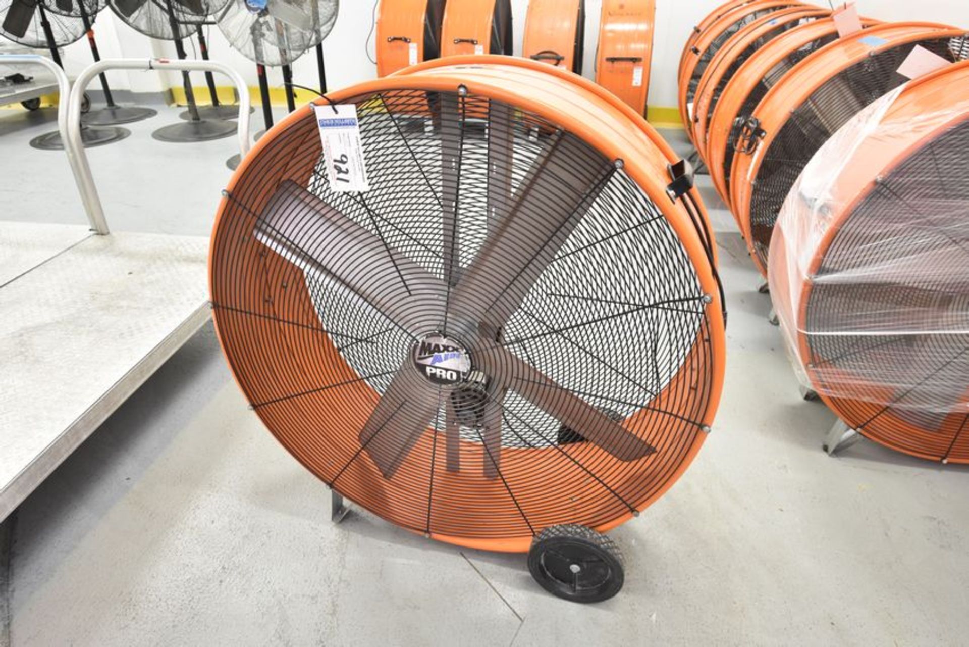 Max Air Pro | INDUSTRIAL PORTABLE FLOOR FAN. 43" | MODEL# | SERIAL# | * Skidding and load out at