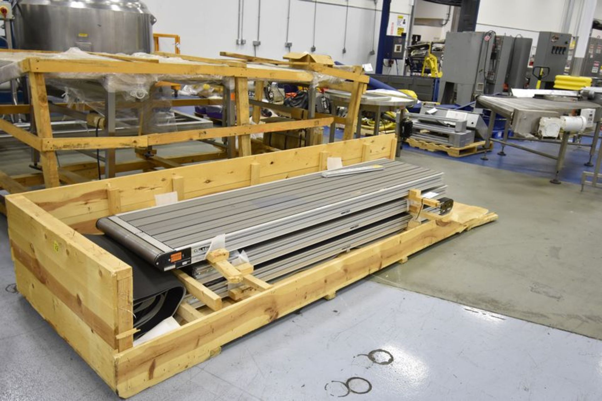 Dorner Conveyor | Doner 3200 Series aluminum transfer conveyor 24"w x 27'l | MODEL# | SERIAL# | *