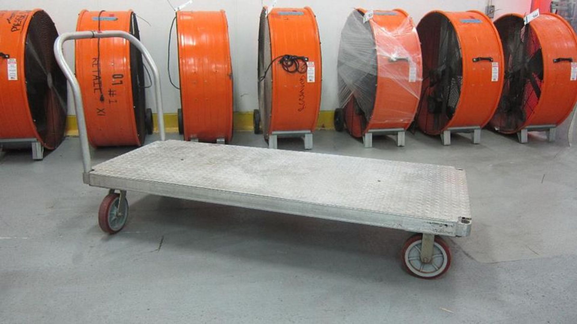 Magliner | ALUMINUM CART. (NO FANS). 60" x 30" 12" | MODEL# | SERIAL# | * Skidding and load out at