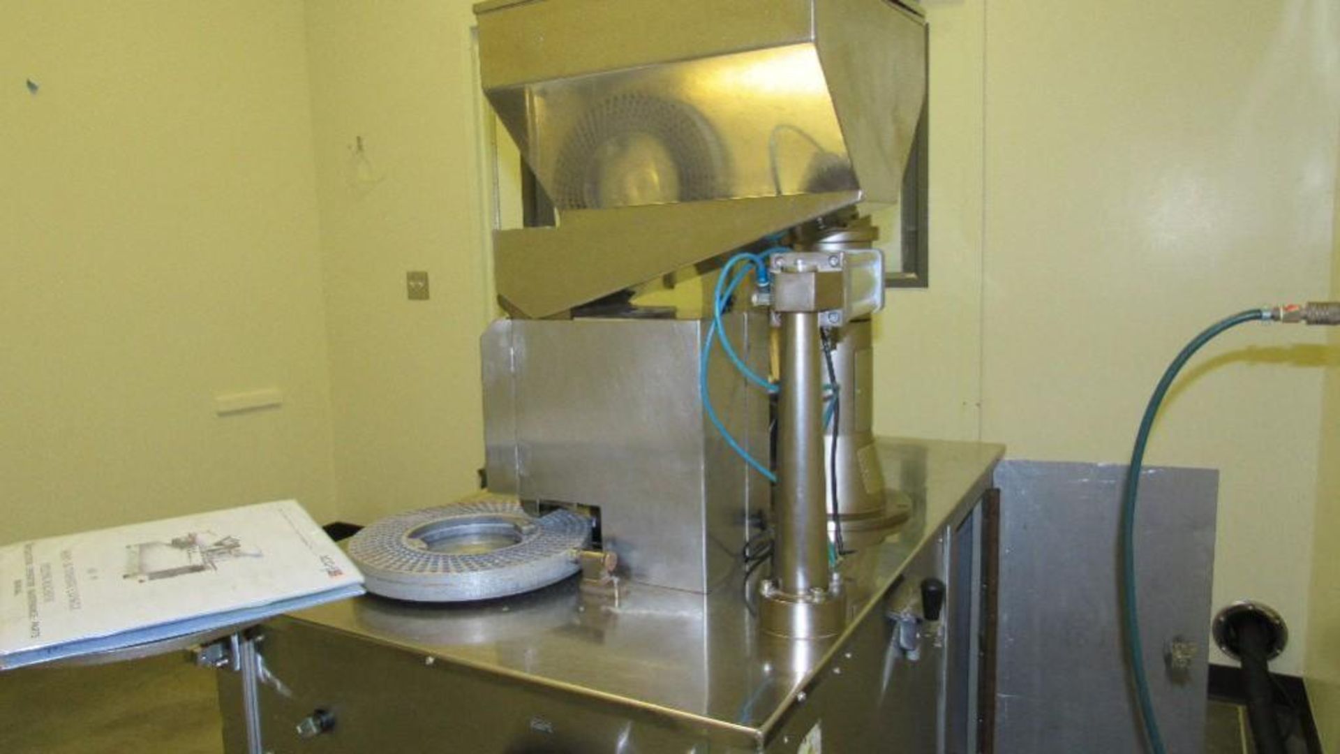 Pam Pharmaceutical Capsule Filler - Image 4 of 8