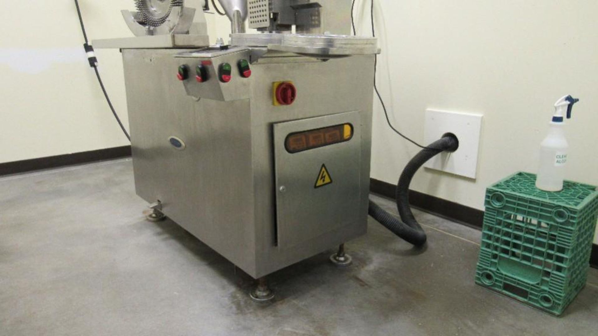 Vanguard Semi Automatic Capsule Filler - Image 10 of 10