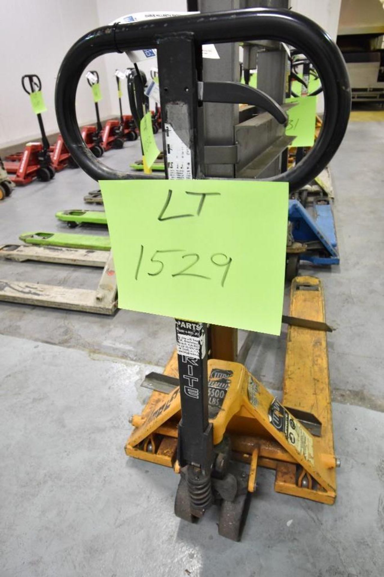 Liftrite (Big Joe) manual pallet truck*