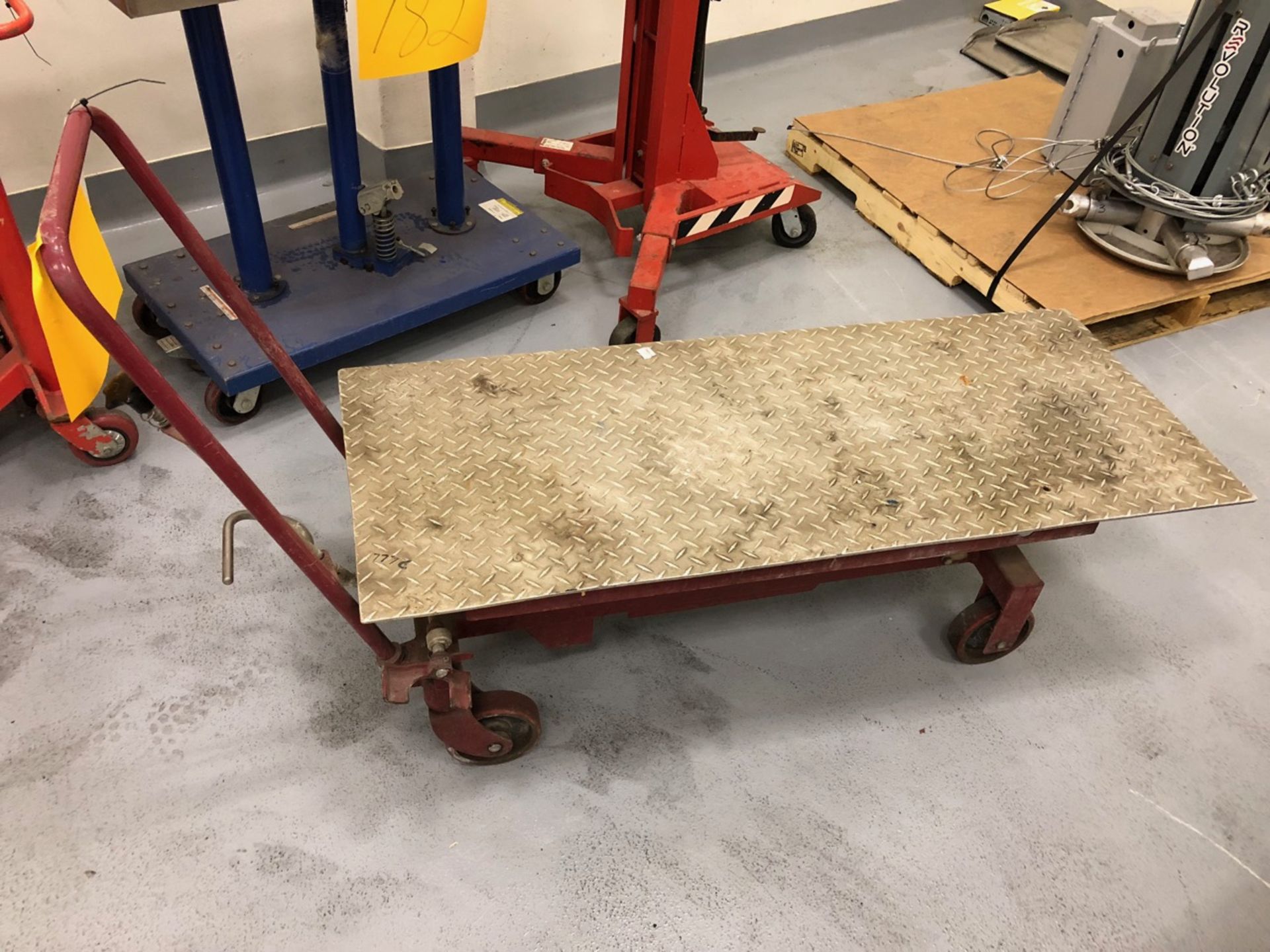 Pneumatic Lift Cart