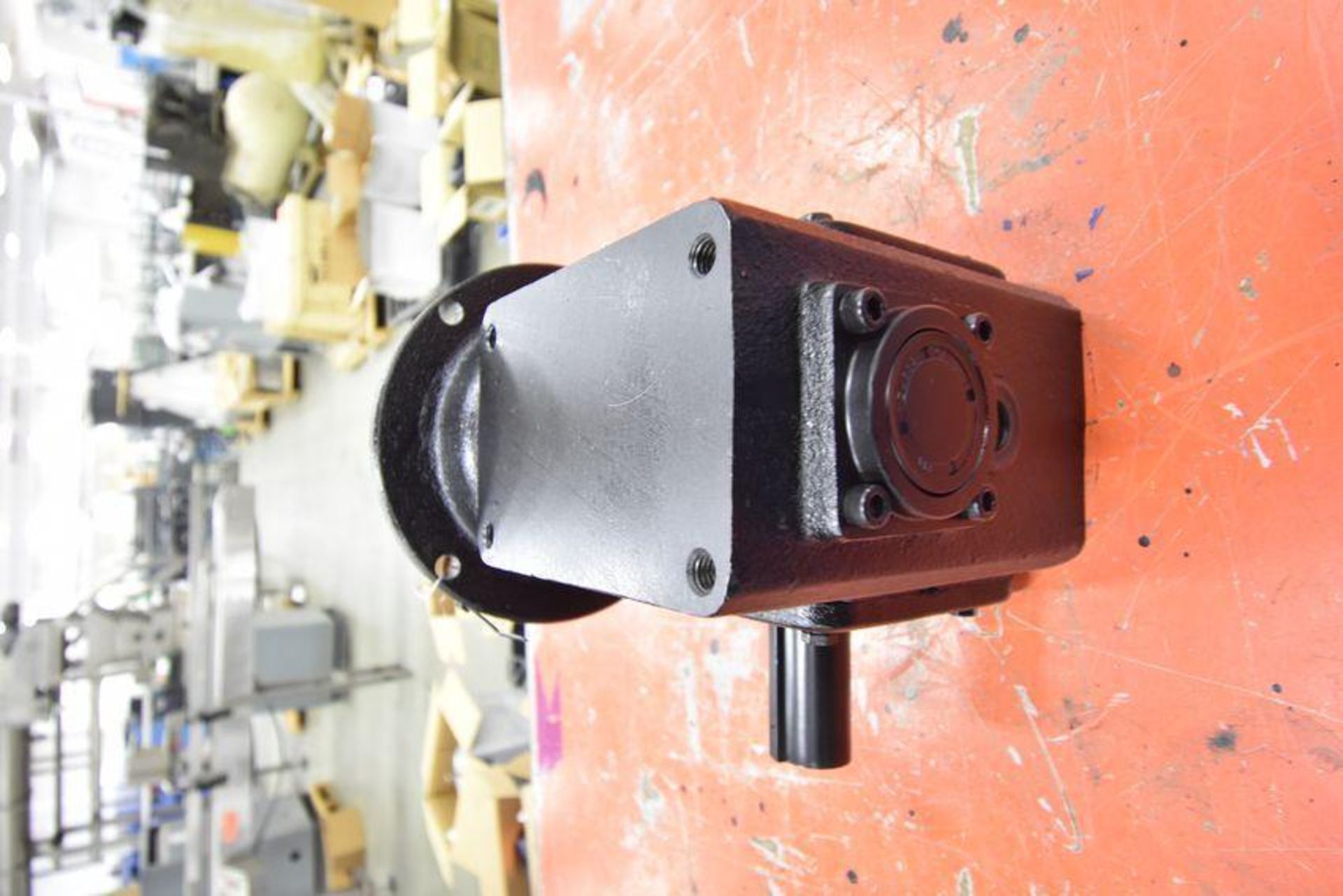 MOTOR: Worldwide Speed Reducer MFG# 160400516. Size 206 Ratio 15. HDRF206 - Image 2 of 6