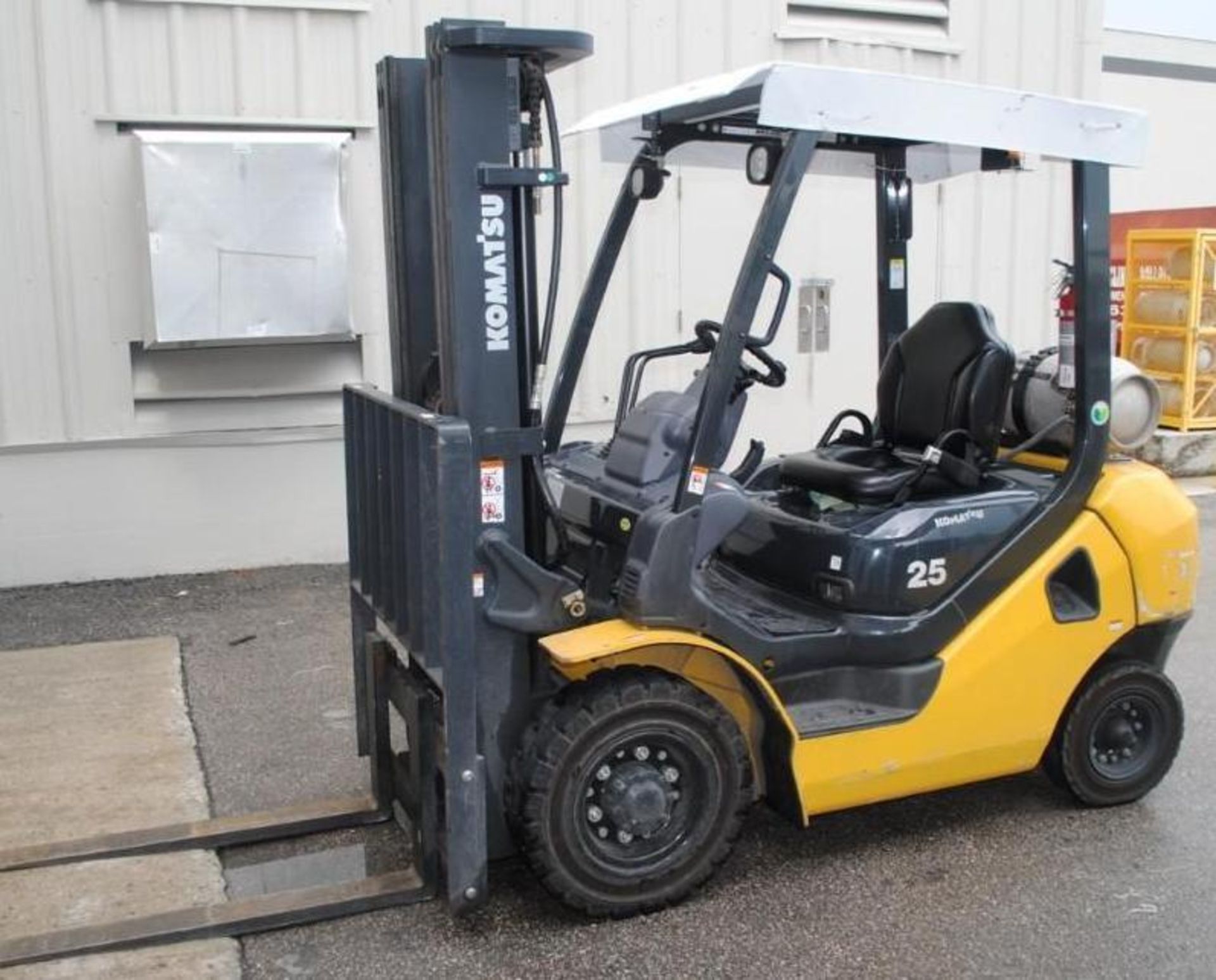 Komatsu 4800Lb Propane Forklift