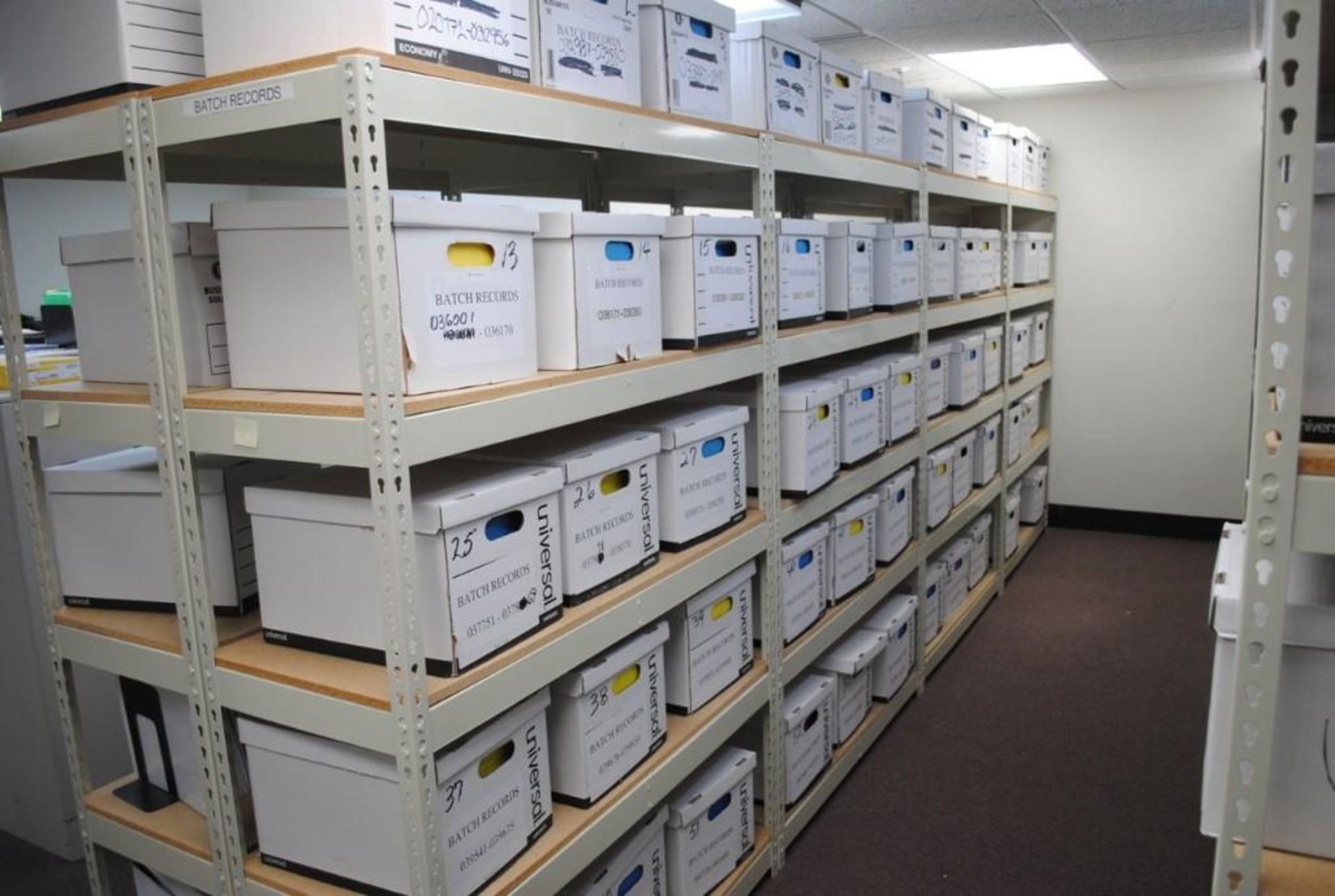 Office Furniture in storage room. - Image 20 of 37