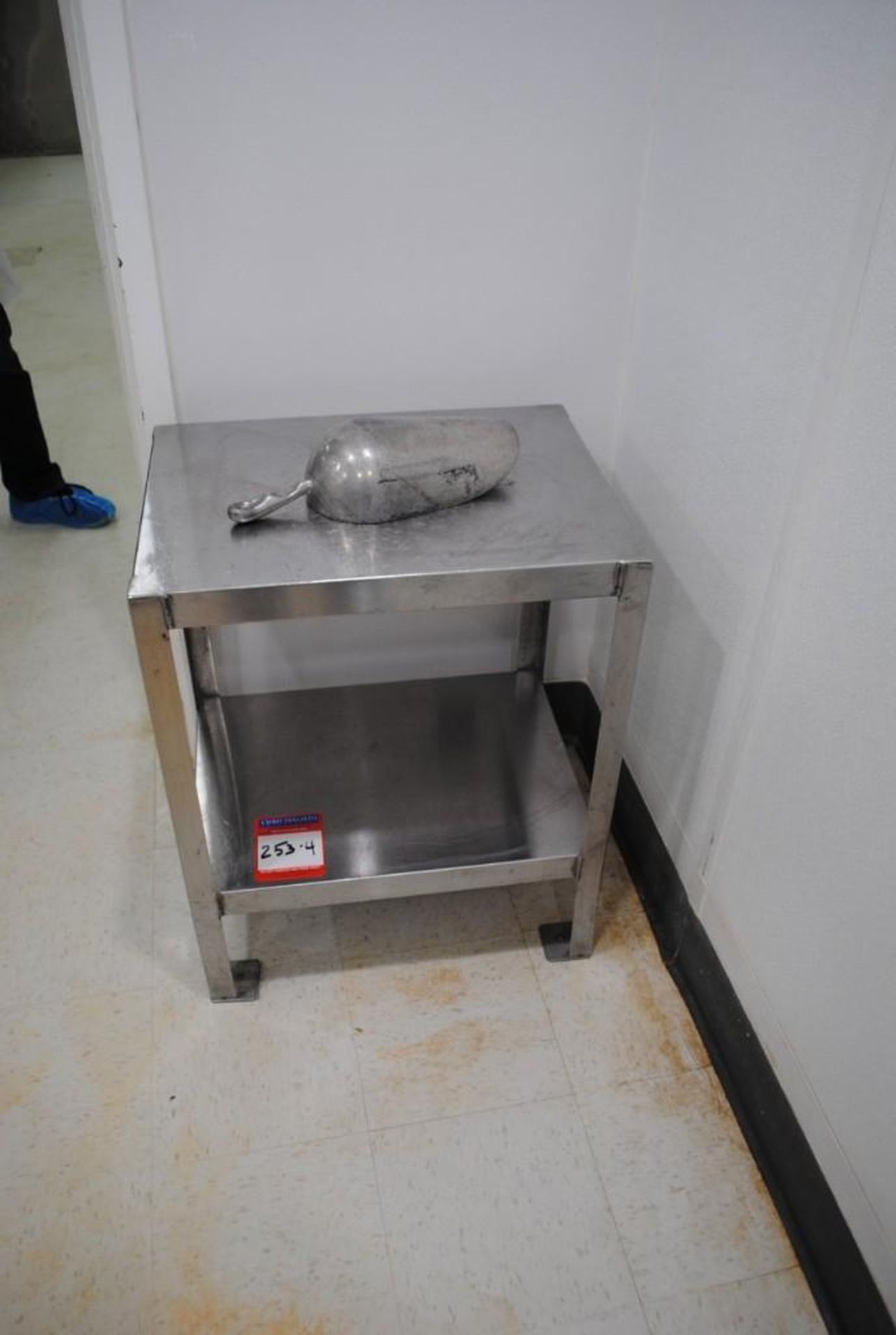 Six Stainless Steel Tables - Image 6 of 6