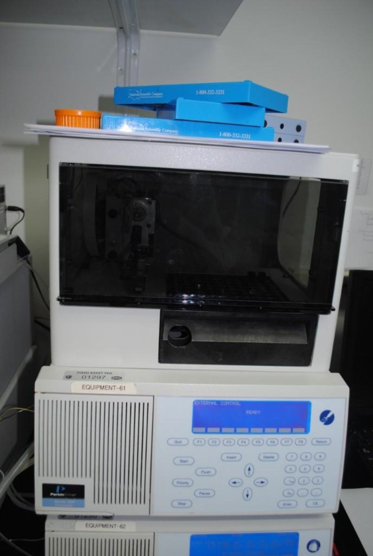 Perkin Elmer Series 200 HPLC System - Image 2 of 7