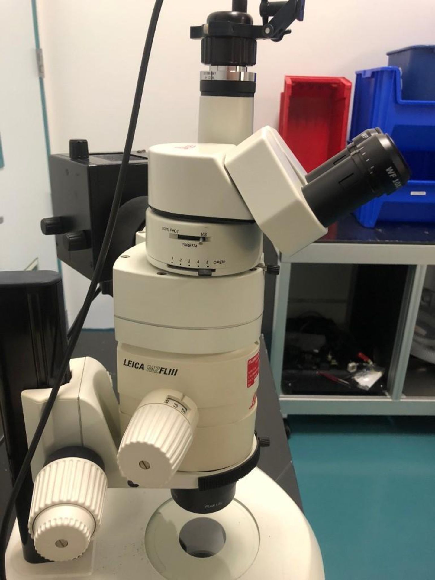 Leica Florescent Stereo Microscope - Image 6 of 10