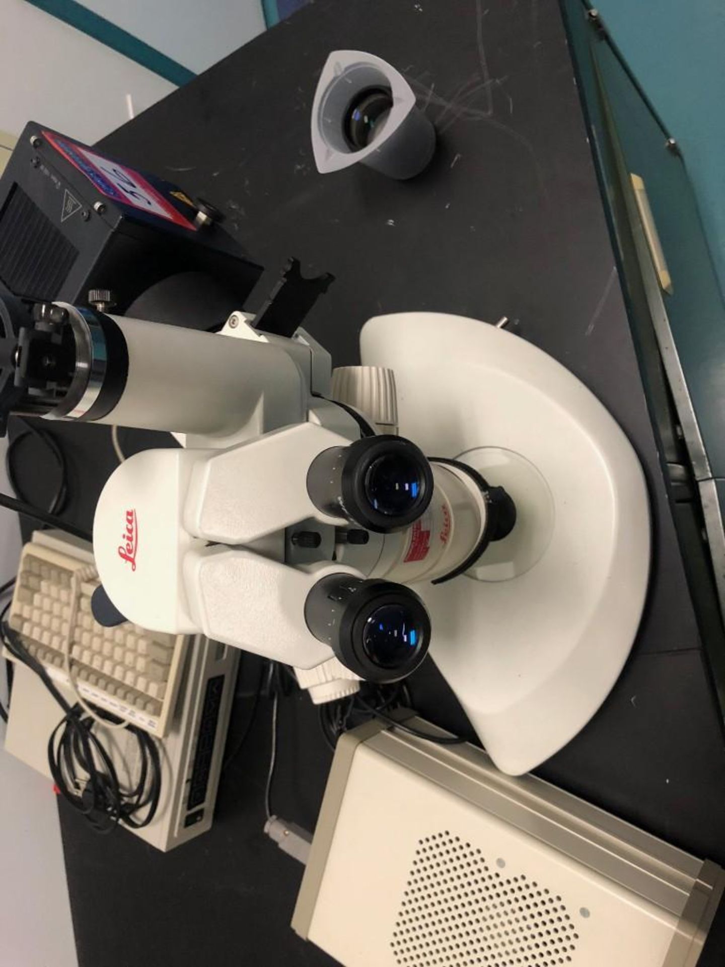 Leica Florescent Stereo Microscope - Image 10 of 10