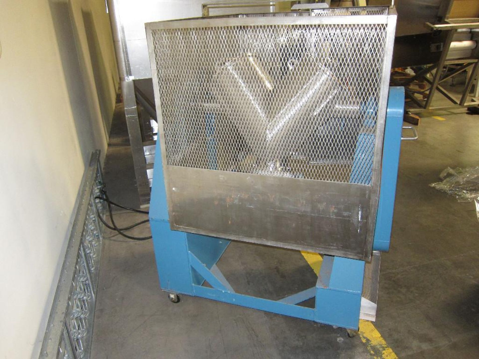 Patterson Kelley Twin Shell Blender with High-Speed Intensifier Bar Capabilities - Image 3 of 9