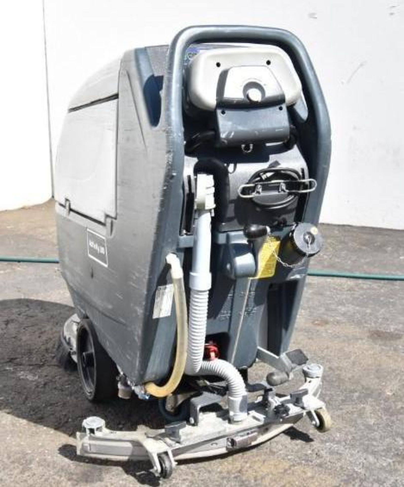 Nilfisk Advance Scrubber/Dryer- Floor Cleaning Machine - Image 2 of 12