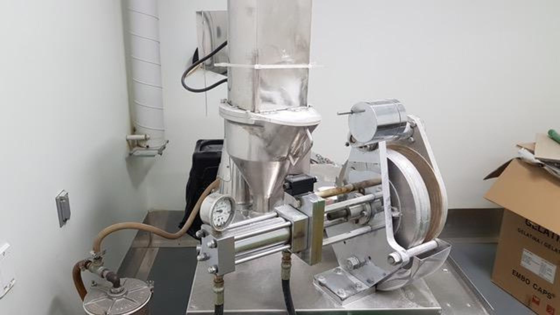 Semi-Automatic Encapsulation Machine - Image 3 of 4