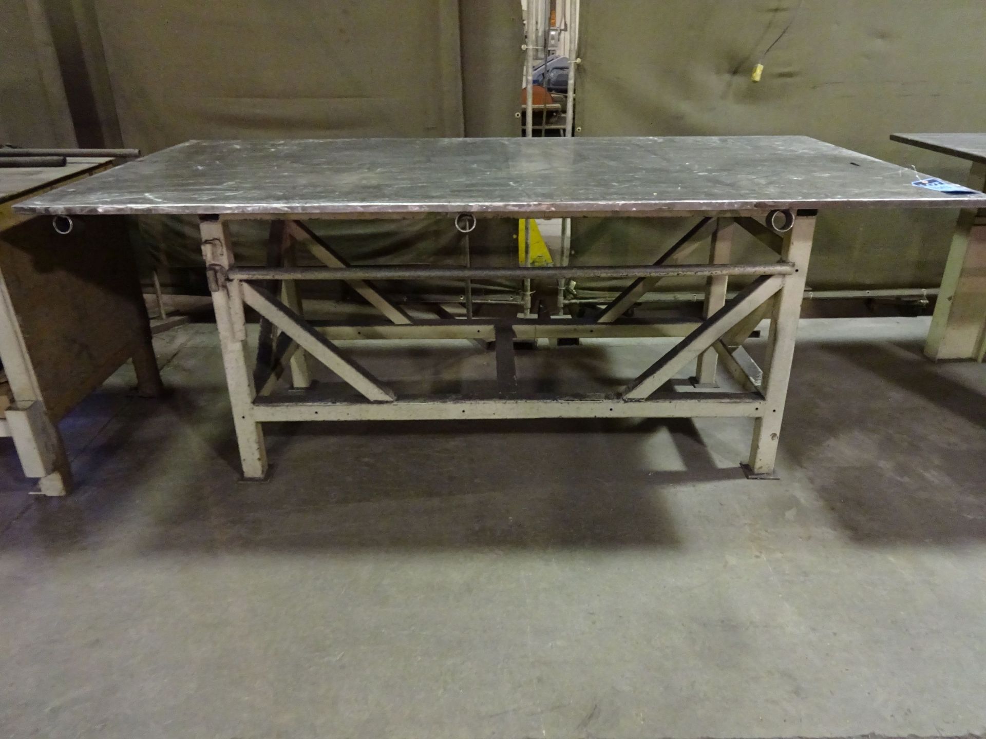 4' X 8' HEAVY DUTY STEEL WELDING TABLE