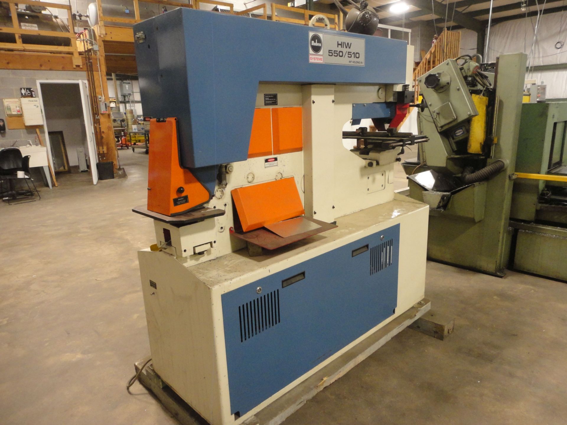 2000 MUBEA MODEL HIW 550/510 HYDRAULIC IRONWORKER; S/N 161 - Image 3 of 11