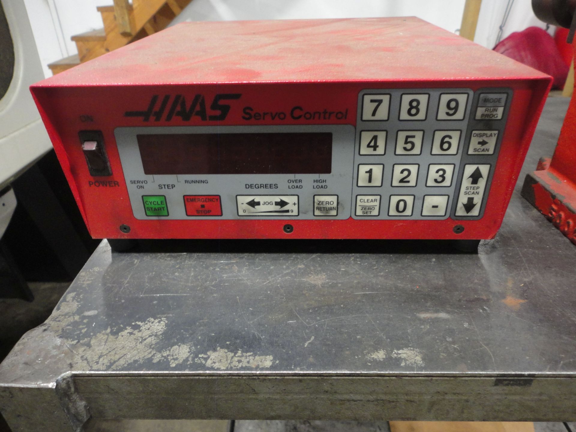 HAAS 4TH AXIS WITH TAILSTOCK AND SERVO CONTROL; S/N 216013 - Image 3 of 3