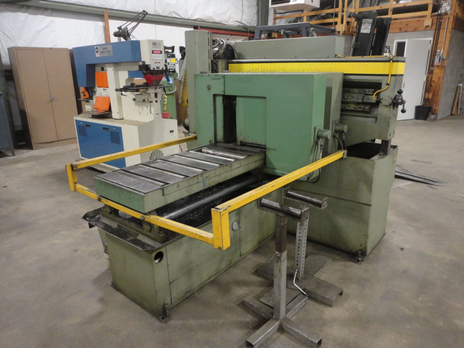 12" X 12" HYD-MECH MODEL H-12A AUTOMATIC HORIZONTAL BAND SAW; S/N A694231H - Image 3 of 10
