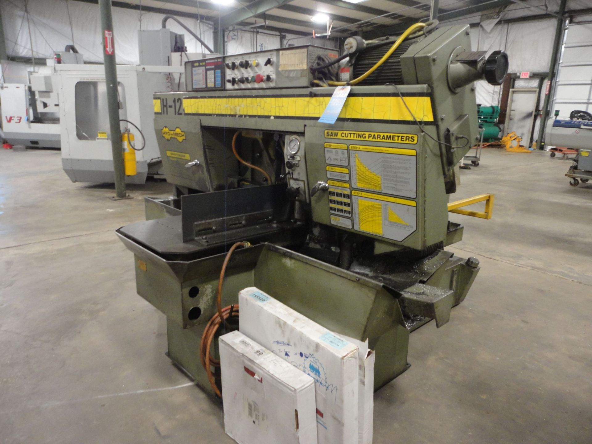 12" X 12" HYD-MECH MODEL H-12A AUTOMATIC HORIZONTAL BAND SAW; S/N A694231H - Image 2 of 10