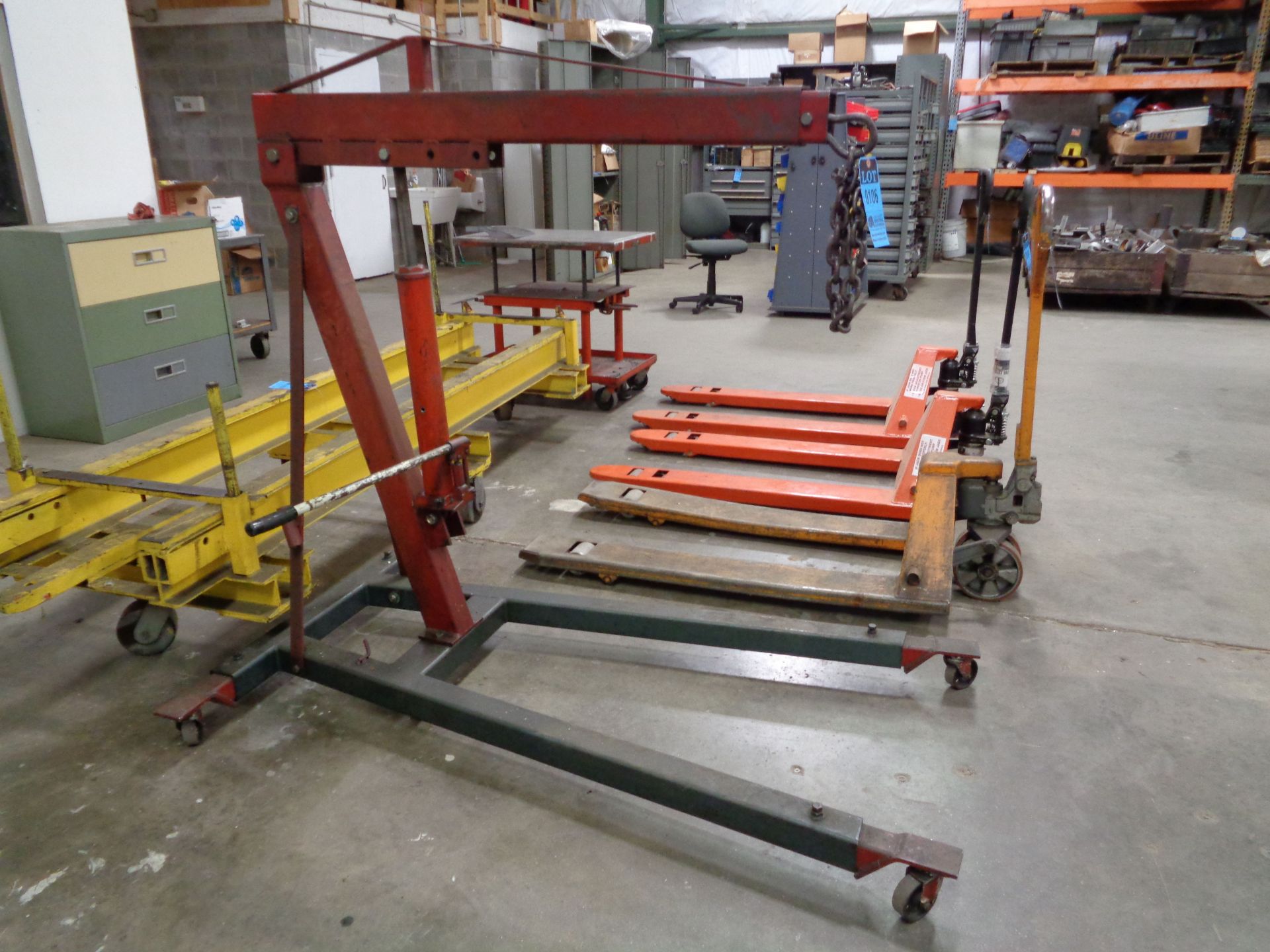 CAPACITY UNKNOWN HAND HYDRAULIC PALLET JACK