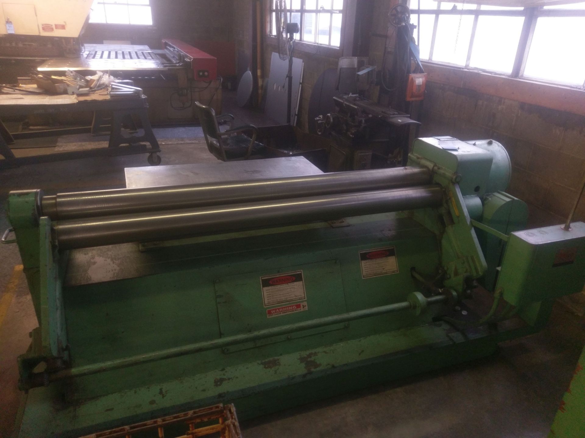 12 GA. X 72" WYSONG MODEL C-12 INITIAL PINCH PLATE BENDING ROLLS; S/N PR13-155, 5" DIAMETER ROLLS, 3 - Image 4 of 8