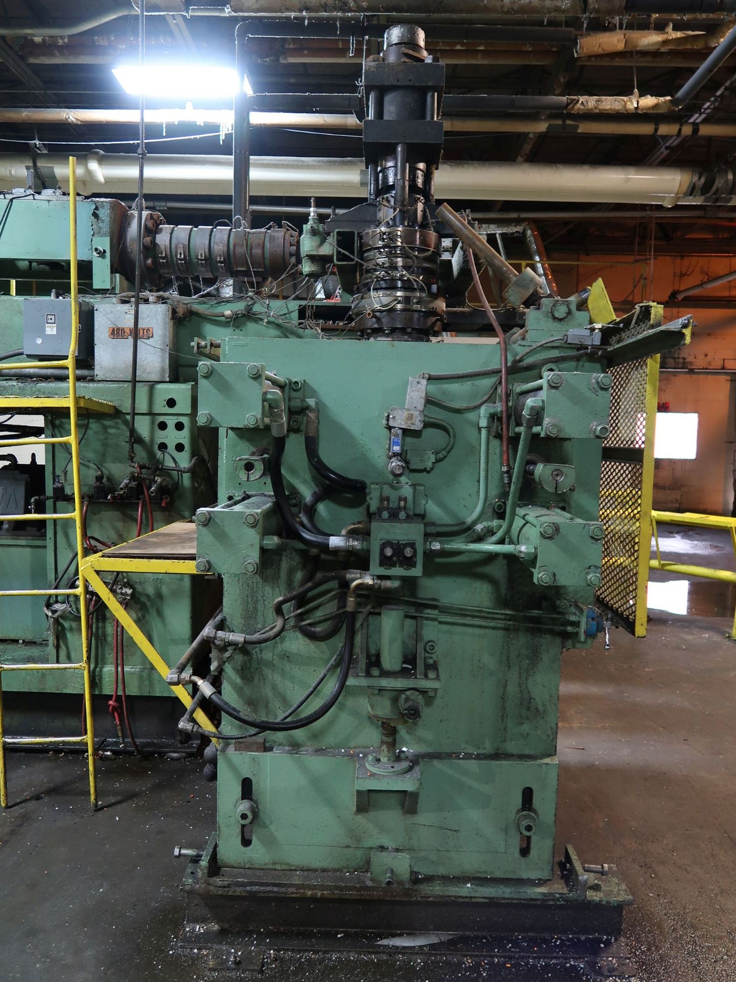 WALDRON HARTIG DUAL HEAD ALTERNATING BLOW HORIZONTAL ACCUMULATOR RAM PLASTIC BLOW MOLDING MACHINE, - Image 18 of 44