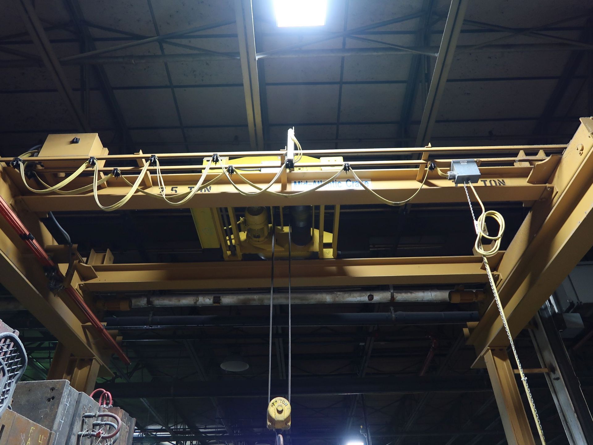 15' WIDE X 90' LONG X 13' HIGH FREE STAND CRANE SYSTEM WITH 7-1/2 TON TOP RUNNING DOUBLE GIRDER