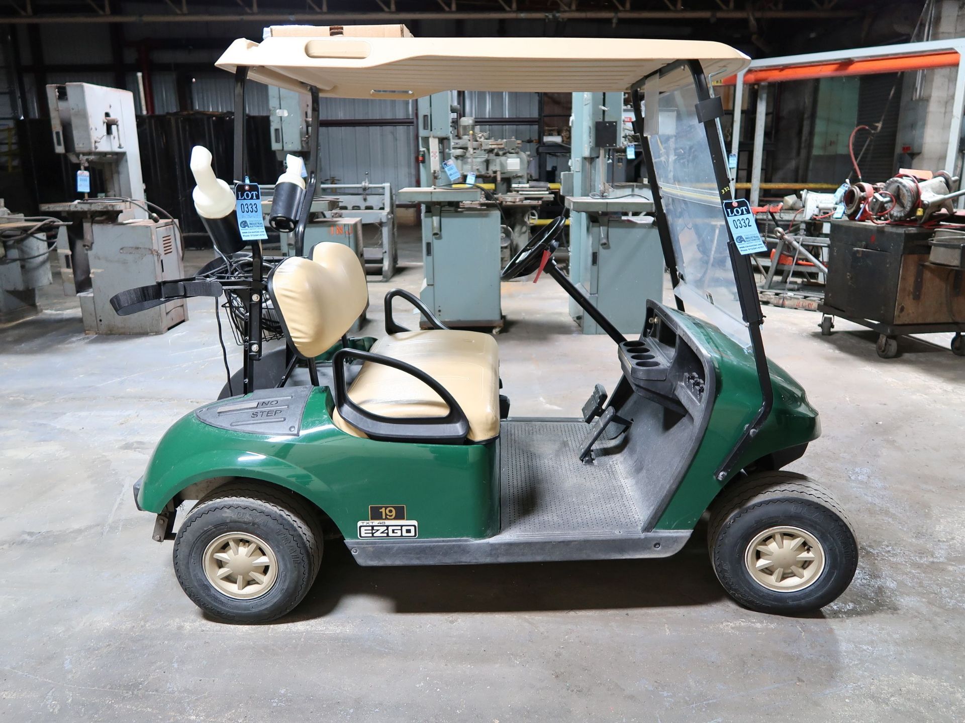 EZ-GO ELECTRIC GOLF CART WITH CHARGER, 48 VOLT - Image 2 of 10