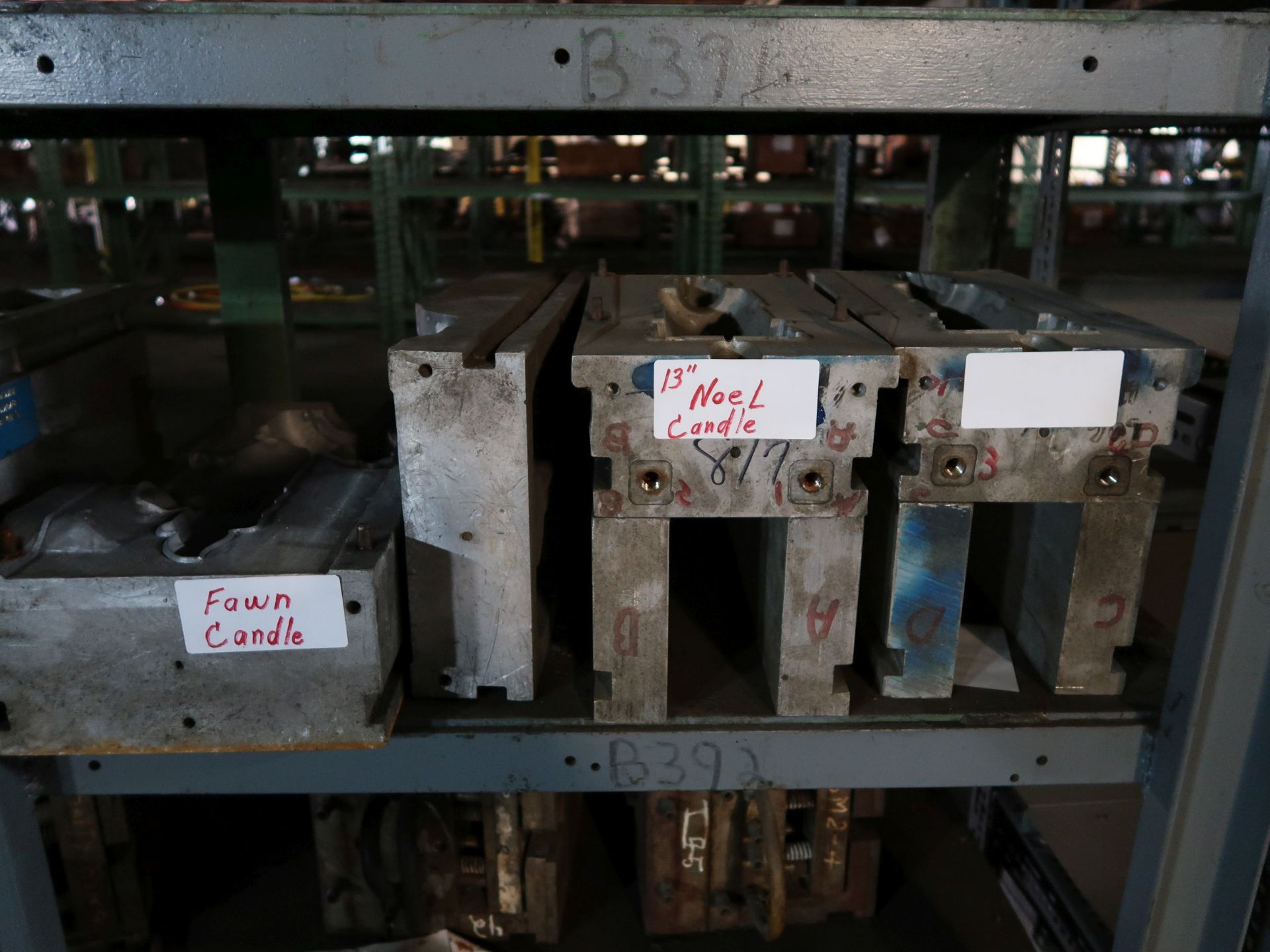 ALUMINUM BLOW MOLDS ON RACK: CANDLES, GLOBES, PUMPKINS, SANTAS, SOME UNKNOWN - Image 4 of 8