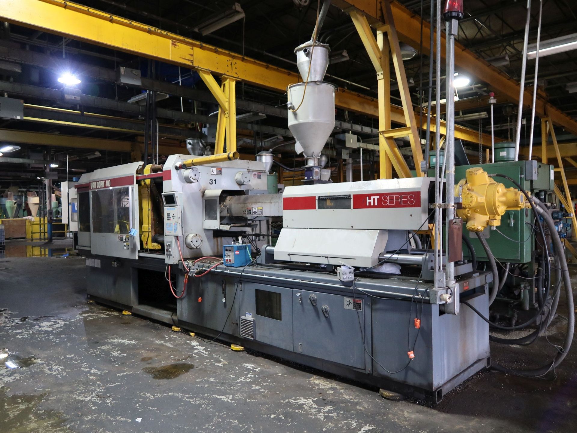 400 TON X 48 OZ. VAN DORN MODEL 400-RS-48F-HT TOGGLE CLAMP PLASTIC INJECTION MOLDING MACHINE; S/N - Image 2 of 23