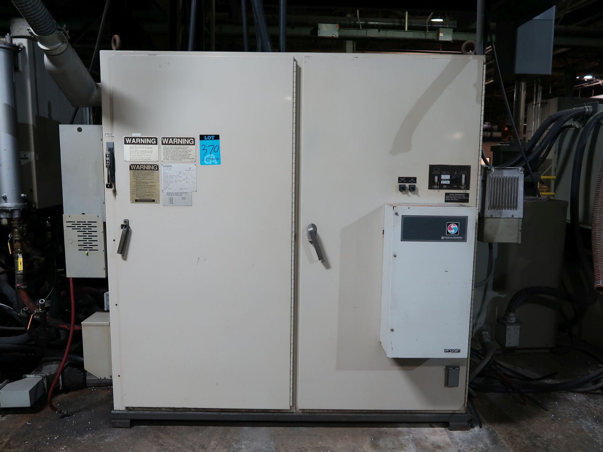 35 LB. SINGLE HEAD CINCINNATI MILACRON MODEL T1100V-120G-S35C ACCUMULATOR HEAD BLOW MOLDING MACHINE, - Image 7 of 29