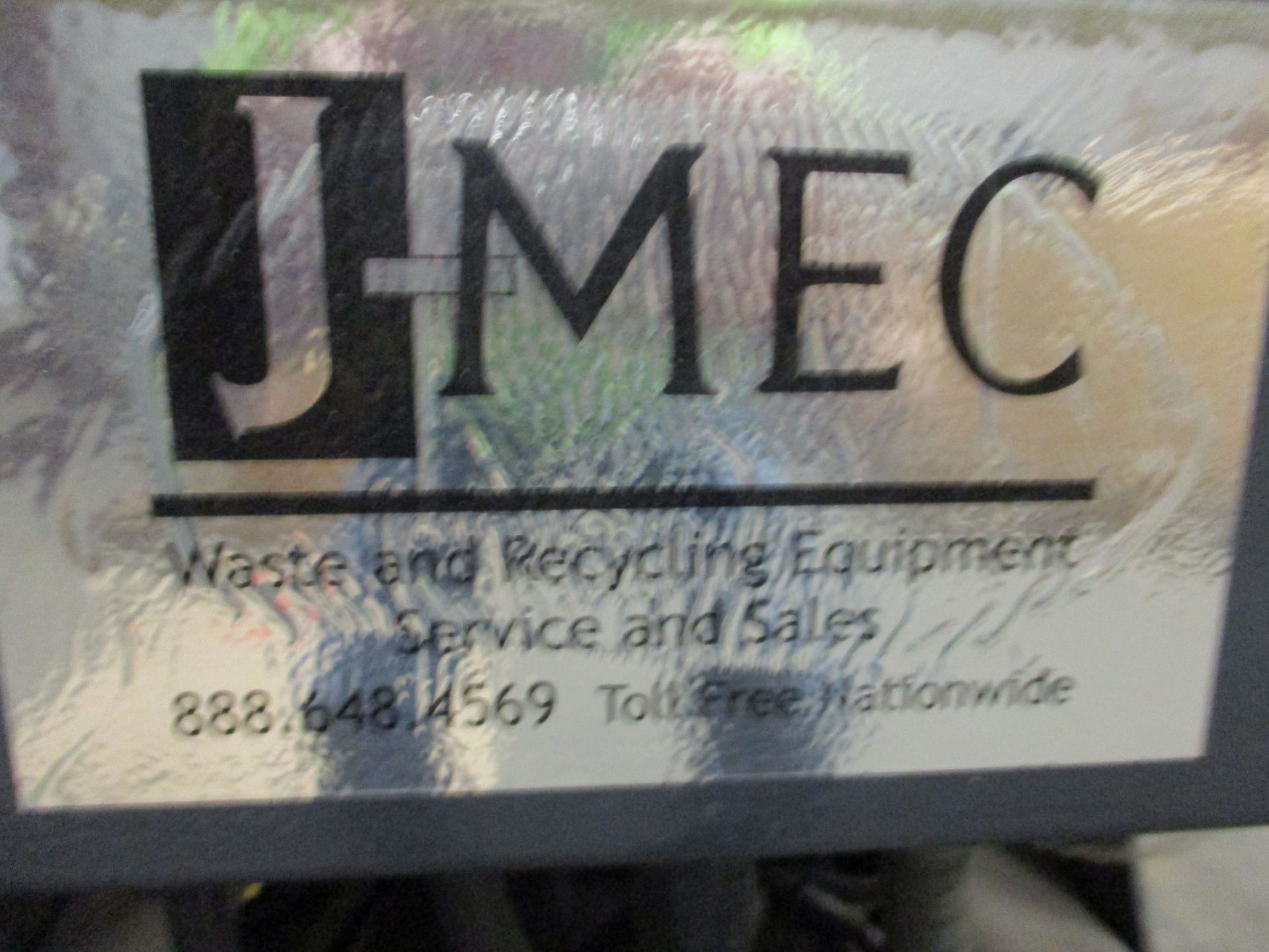 J-MEC HORIZONTAL RAM TRASH COMPACTOR, 10 HP HYDRAULIC UNIT, 60" RAM TRAVEL, HOOKS TO CONVENTIONAL - Image 2 of 5