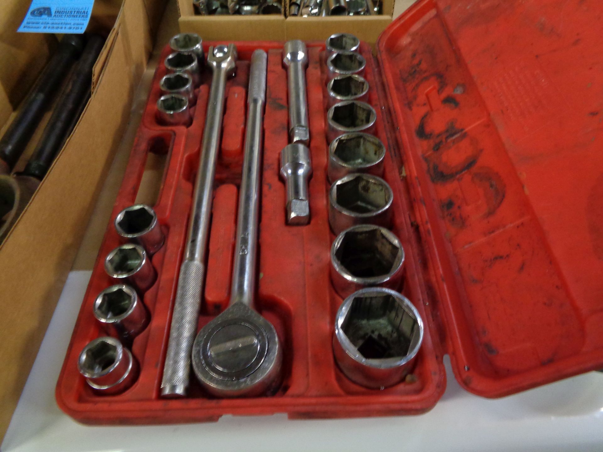 3/4" DRIVE MICHIGAN INDUSTRIAL TOOLS SOCKET SET