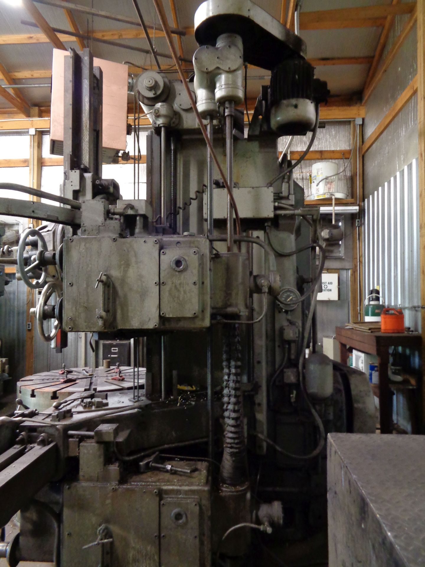 42" BULLARD CUTMASTER VERTICAL TURRET LATHE; S/N 29348, 42" FOUR-JAW CHUCK, 54" SWING, 4.1 - 150 - Image 8 of 10